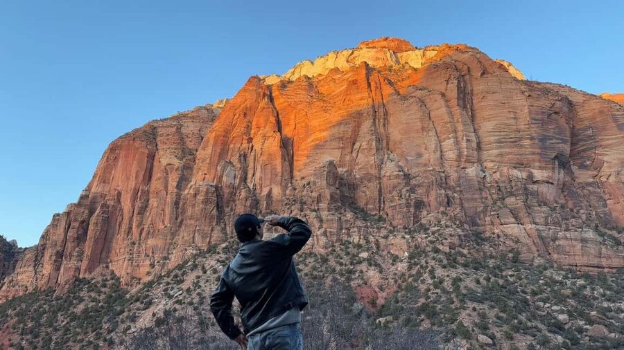 1-Day Grand Canyon Tour from Las Vegas: Stargazing & Sunrise - Lower Antelope Canyon: guided time is the whole point