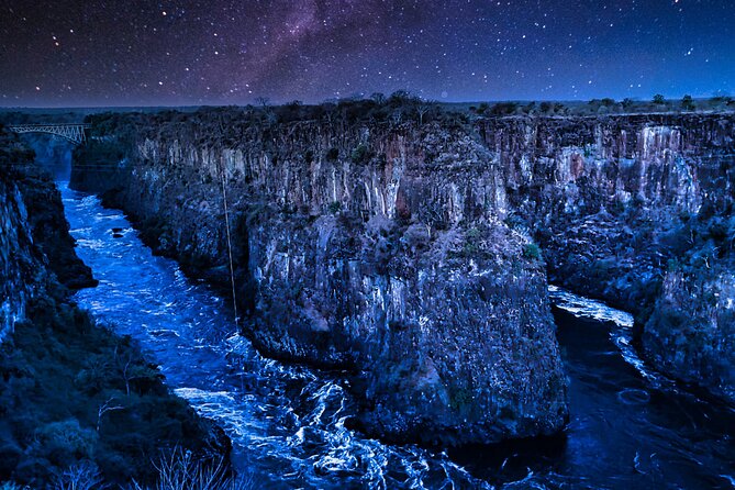 2 Hour Stargazing Tour in Victoria Falls NP Area in 4x4 - Why this Victoria Falls 4x4 stargazing tour works at 7:00 pm