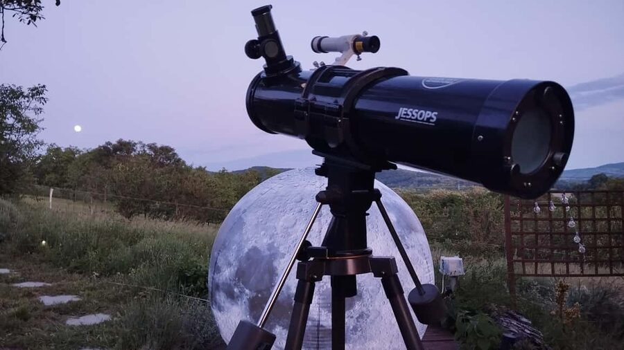 Balaton: All-Weather Private Stargazing & Planetarium Tour - The hilltop planetarium: inflatable dome, 360° film, calm pacing