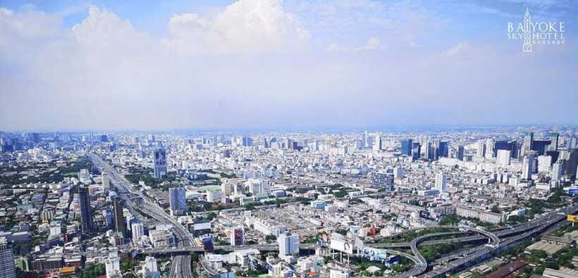 Bangkok: Baiyoke Sky Hotel Observatory Entry Ticket & Drink - Views and photography: why the glass-forward design matters