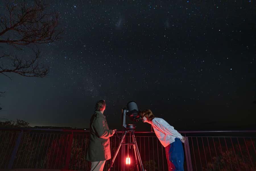 Blue Mountains: Stargazing with a Telescope and Astronomer - The 90-minute flow: what happens when the lights go down