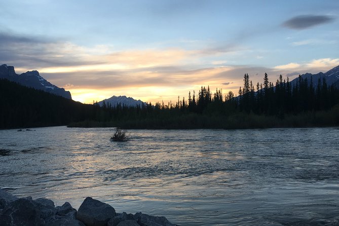 Canmore: Stargazing and Nature by Nightfall Walking Tour - 2hr - Canmore at Night: Why this Walk Feels Different