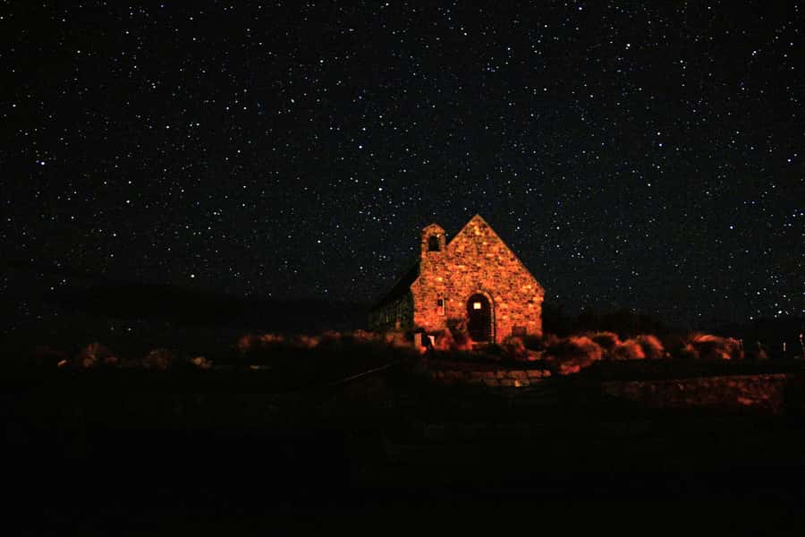 Christchurch: Lake Tekapo Stargazing & Mount Cook 2-Day Tour - Why Lake Tekapo’s Good Shepherd Church Is the Main Event
