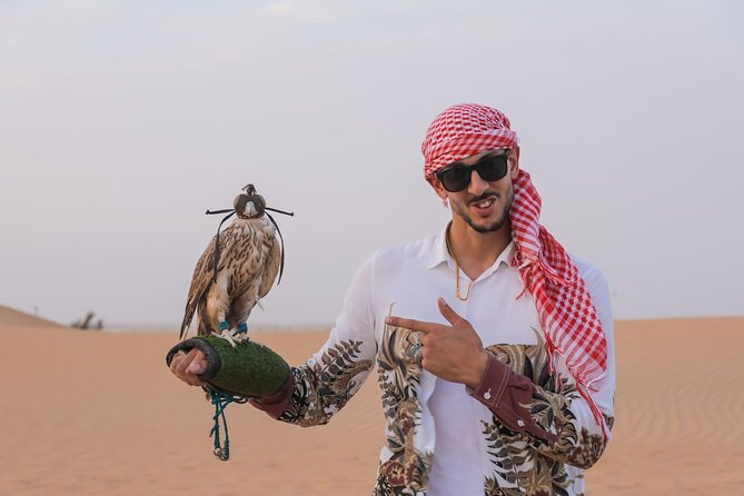 Dubai: Al Marmoom Oasis Vintage Safari: Camels, Stargazing & Meal - The 6-Course Bedouin Dinner: When the Value Becomes Real
