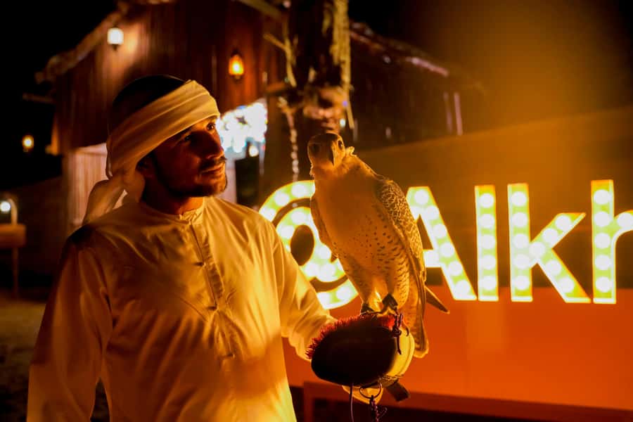 Dubai: Overnight Safari, Dinner, Stargazing & Al Khayma Camp - Dinner at the camp: BBQ, buffet spreads, and the pacing of entertainment
