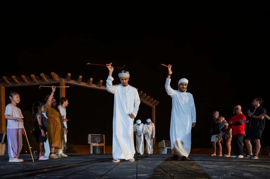 Dubai: Overnight Safari with Luxury Dome Stay & Stargazing - Sunrise, Bedouin breakfast at the dome, and that last calm walk