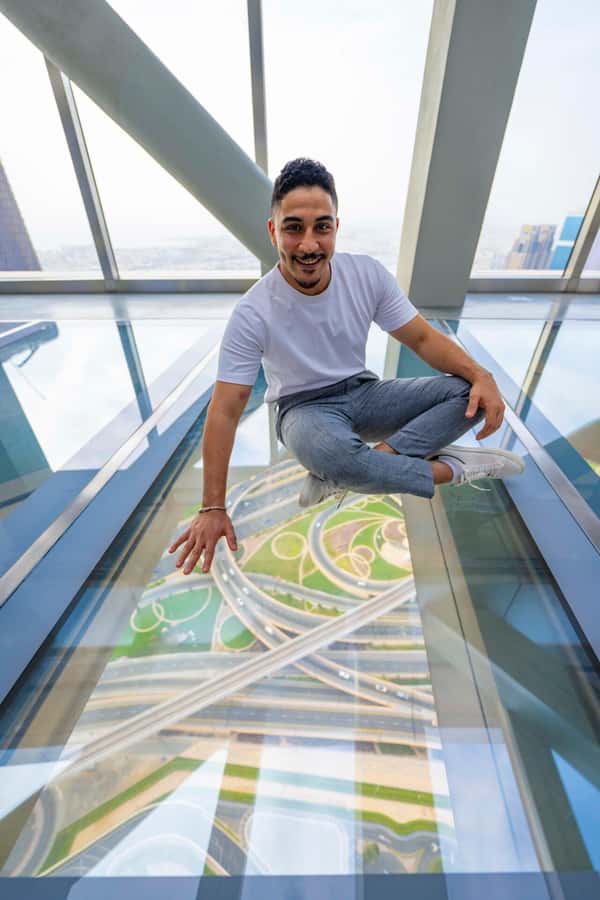 Dubai: Sky Views Observatory Ticket with Optional Extras - Food, drinks, and the “Gold” style add-ons