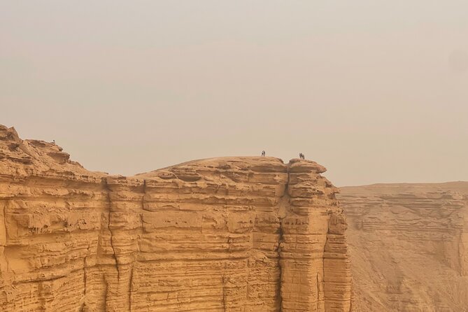 Edge of the World with 4x4 vehicles, sunset Dinner and stargazing - Dinner under the stars: what’s included and why it works