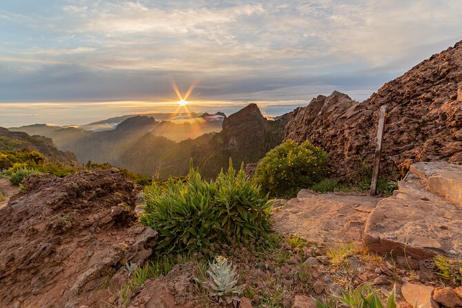 Heavens Tour: Sunset & Stargazing in Madeira - How the Sunset and Stargazing Loop Works in Madeira