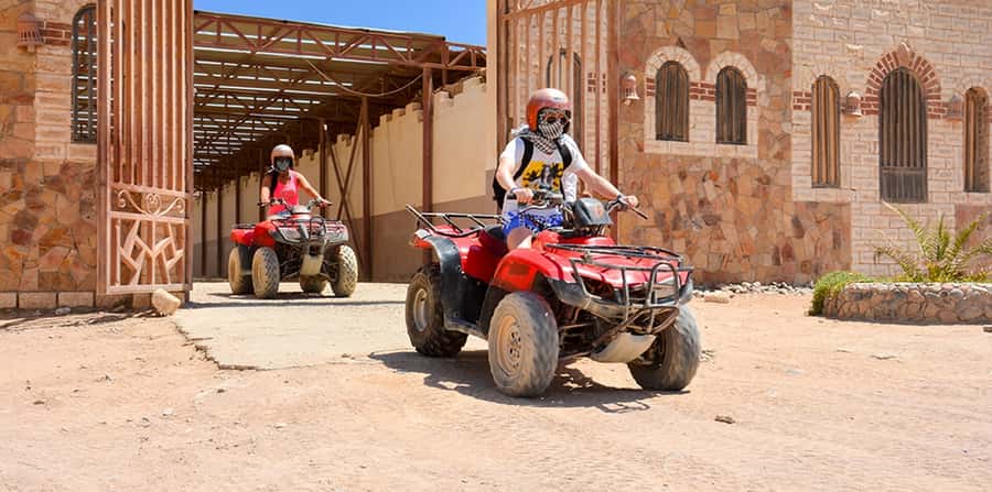 Hurghada: ATV Tour with Camel Ride, Dinner Show & Stargazing - The camel ride: quick photos included, upgrade if you want more time
