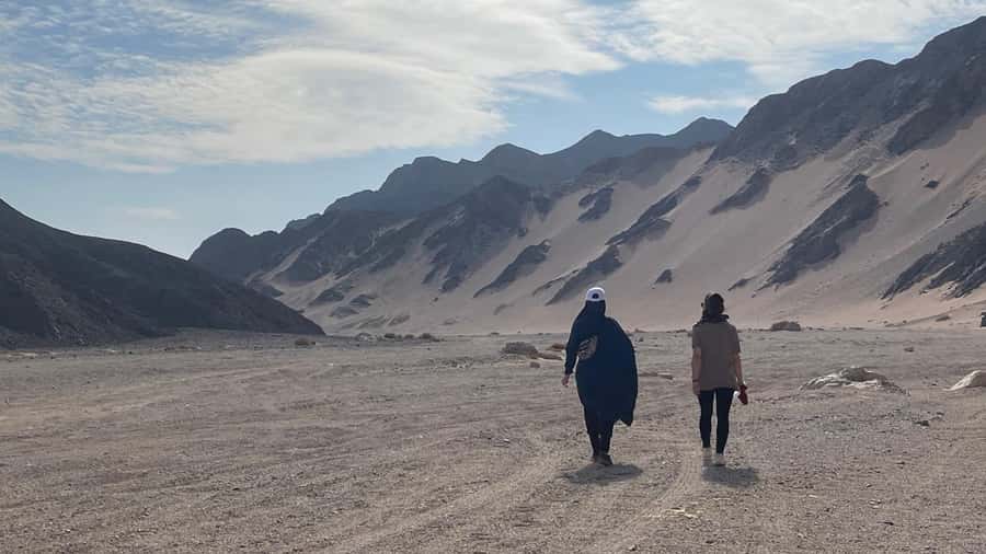 Hurghada: Hiking , dinner & stargazing - From Hurghada Pickup to 15 km Off-Road Desert Time