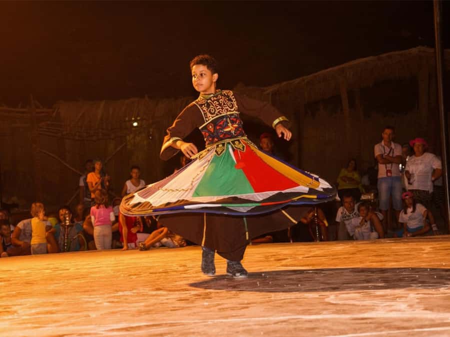 Hurghada: Sea & Desert Horse Tour, Stargazing, Dinner & Show - What to bring and what to wear so sand stays a minor issue