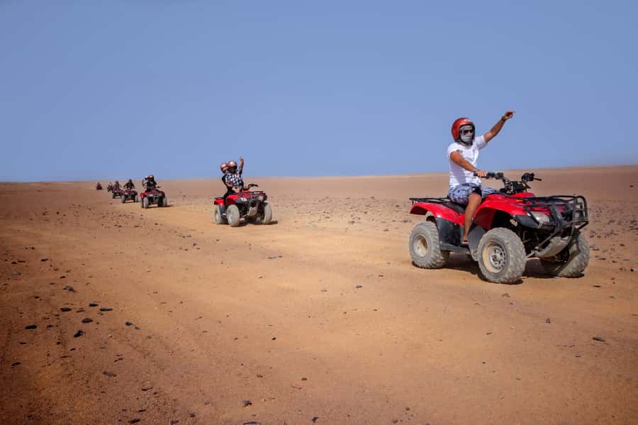 Hurghada: Sunset Quad Bike, Camel w/ Opt Stargazing and BBQ - Entering the Hurghada desert at golden hour