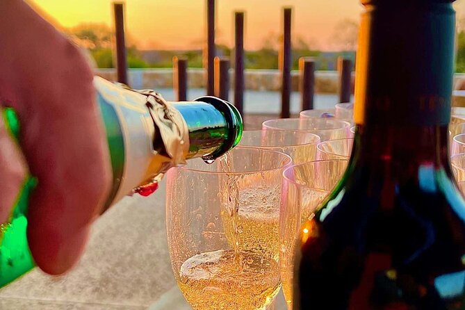 Kalbarri Skywalk: Sundowner and Stargazing Tour - Learn the Stars: How the Guide Turns Looking Into Understanding
