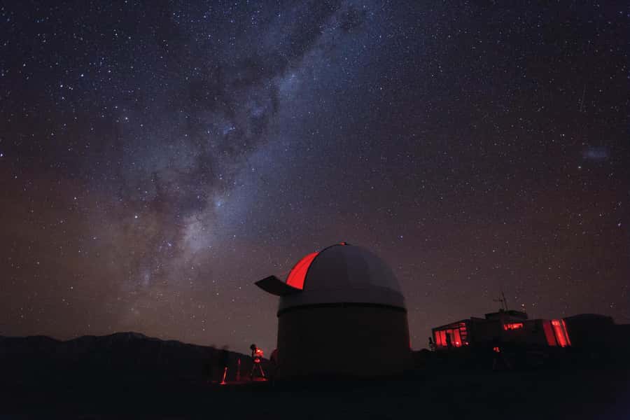 Lake Tekapo: Mountaintop Stargazing at Mount John Summit - Mount John’s dark skies: the real reason Tekapo is famous