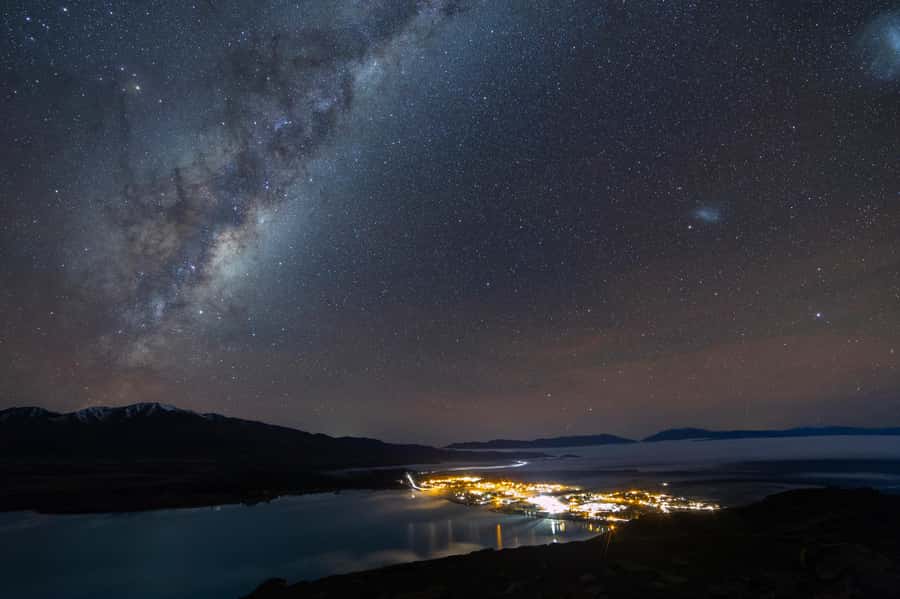 Lake Tekapo: Mountaintop Stargazing at Mount John Summit - What you’ll do once you arrive: naked-eye stars, lasers, and slow learning