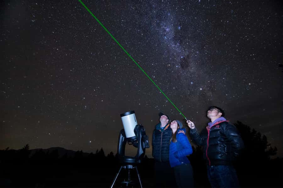 Lake Tekapo: Stargazing Experience - Key things that make this stargazing tour work