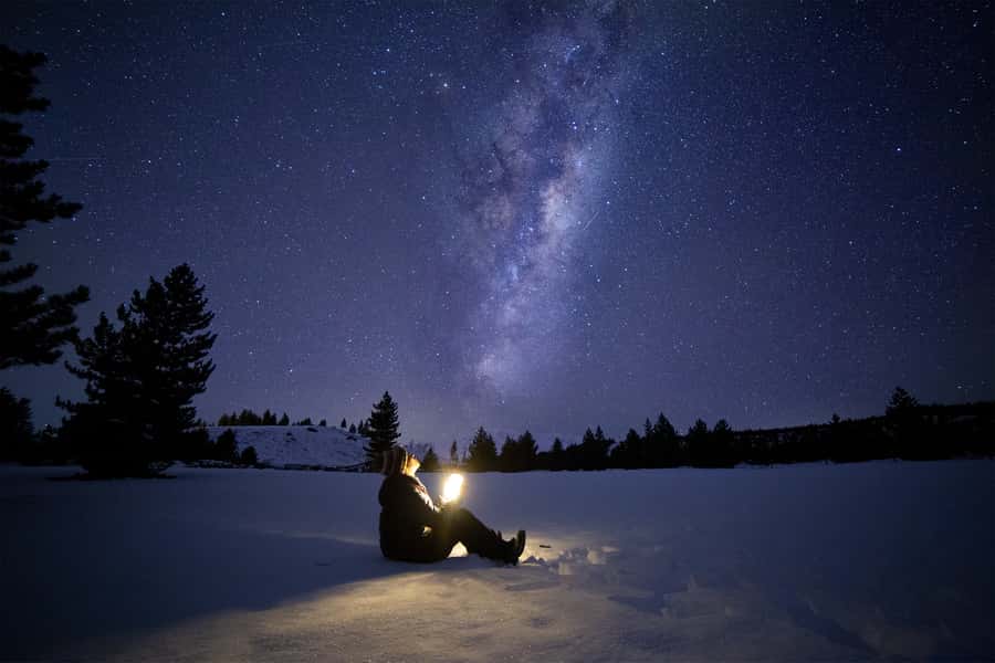 Lake Tekapo: Stargazing Experience - The 90-minute flow: river-side arrival, telescope views, and marshmallow roasting
