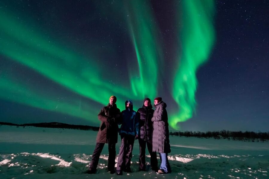 Levi: Northern Lights Tour and Stargazing by Telescope - Where the guides fit into the experience (names you might hear)