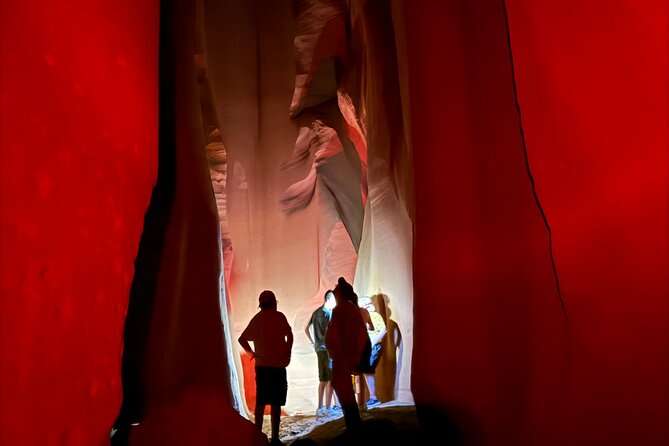 Ligai Si Anii Stargazing Night tour through Antelope Canyon - Ligai Si Anii at Night: What changes when the lights go out