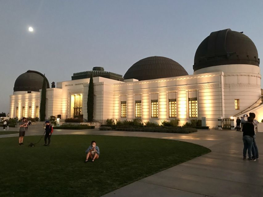 Los Angeles: Griffith Observatory Guided Hike/Walking Tour - What you should pack for this 150-minute climb