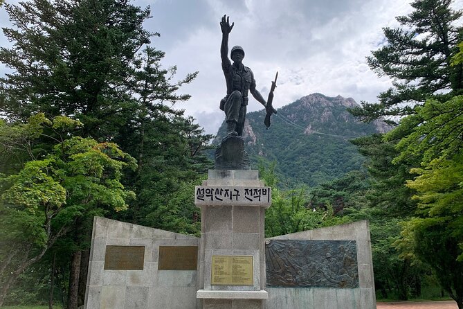 Missionary Memorial Hall and Goseong DMZ Observatory from sokcho - A half-day route that links missionaries to the Korean War