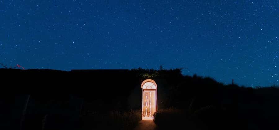 Mount Cook, Lake Pukaki: Billion Star Dining - Pukaki Observatory: retractable-roof viewing that feels like built for this
