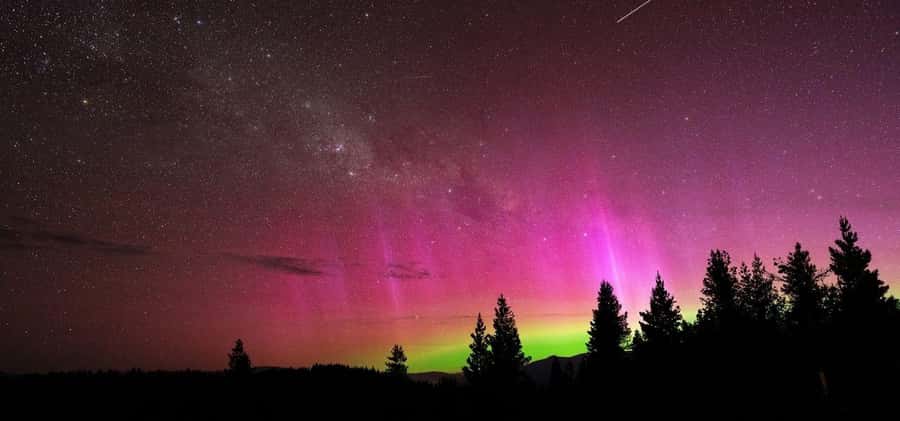 Mount Cook, Lake Pukaki: Billion Star Dining - Aurora Australis: the bonus that depends on the night