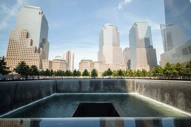 New York 9/11 Memorial Tour with Optional One World Observatory - Starting at St. Paul’s Chapel: the calm prelude to Ground Zero