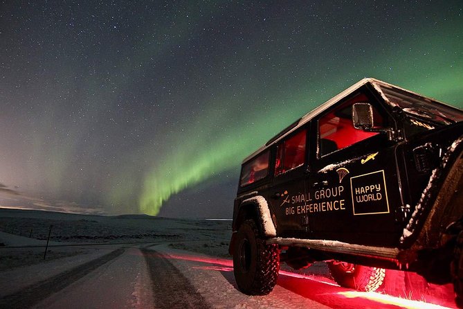 Northern Lights and Stargazing Small-Group Tour with Local Guide - Reykjavik’s Aurora Hunt With Small-Group Energy