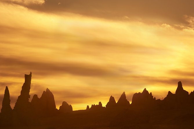 Pinnacle Desert Sunset and Night-time Stargazing Tour from Perth - Sunset over the Indian Ocean side of the experience