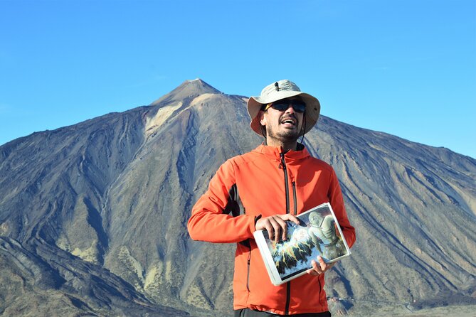 PRIVATE TOUR Teide National Park: Hiking and Stargazing - Sunset with Canarian wine: how to enjoy the moment