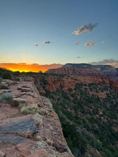 Sedona Night Hike and Stargazing Tour - Doe Mountain turns into a stargazing platform at night