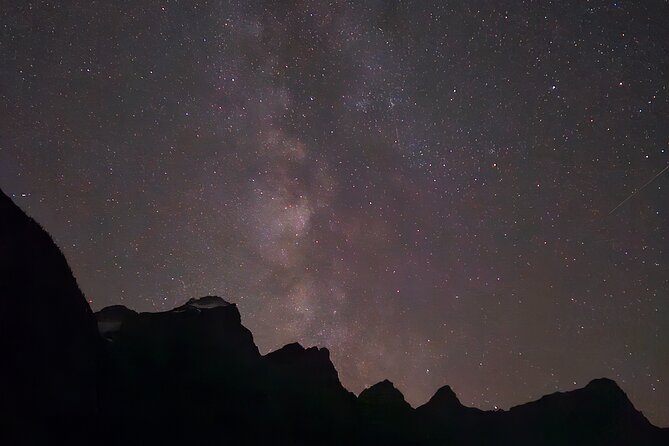 Sunset at Moraine Lake & Stargazing Tour from Canmore/Banff - What’s included (and what you should bring) for warmth and real comfort