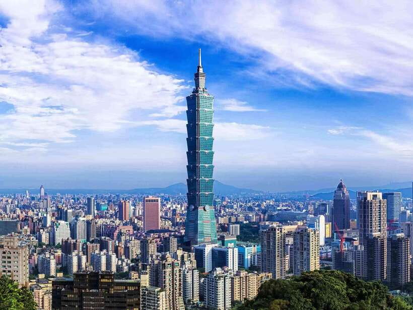 Taipei: Priority Pass Taipei 101 Observatory Deck Ticket - Getting There: Fast Pass Counter, MRT Exit 4, and QR Redemption