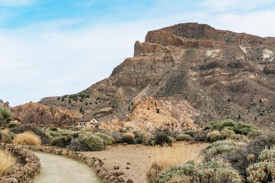 Teide: Guided Sunset & Stargazing Tour by Night with Dinner - Sunset at Teide: Colors Above the Clouds