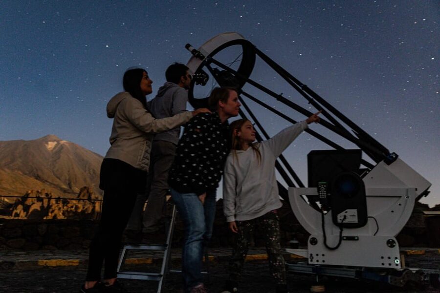 Teide National Park: Guided Large Telescope Stargazing Tour - Getting to the Teide viewing area: the “small details” that shape the whole night