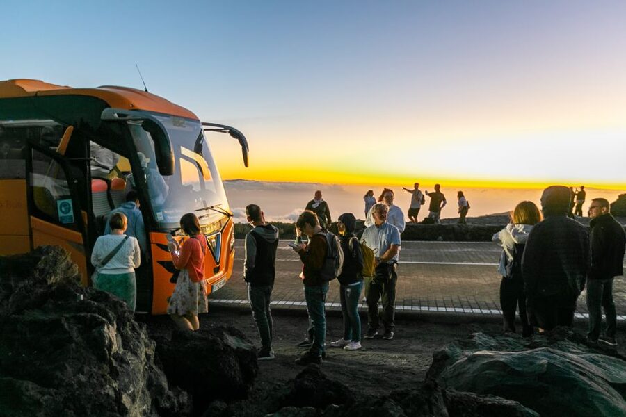 Teide National Park: Sunset & Stargazing Safari with Dinner - Photos, time-lapse, and why the freebies matter