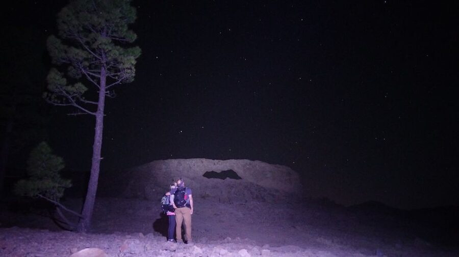 Tejeda: Sunset & Night Sky Guided Astronomy Hiking Tour - Snacks, blankets, and hot drinks: staying still is the hard part