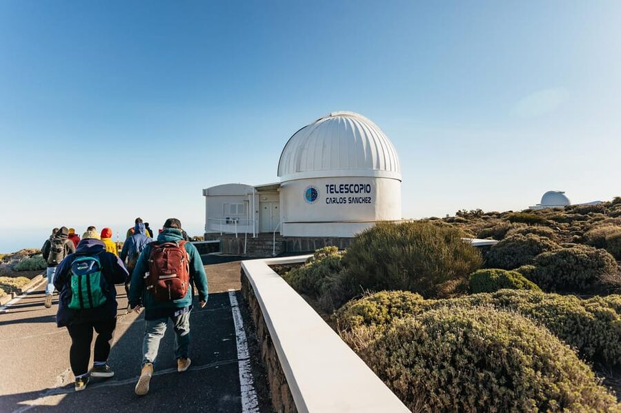 Tenerife: Mount Teide Observatory Guided Tour - Watching the Sun through two solar telescopes (sunspots and flares)