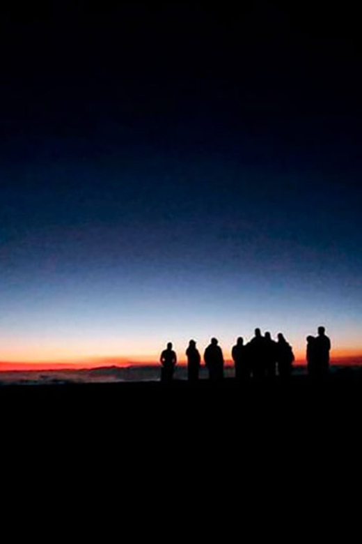 Tenerife: Sunset Night Tour and Stargazing at Teide + Dinner - What to pack so the night feels fun, not miserable